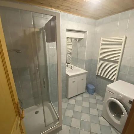 Apartament Eric 2 *